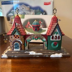 Department 56 | Elf Land